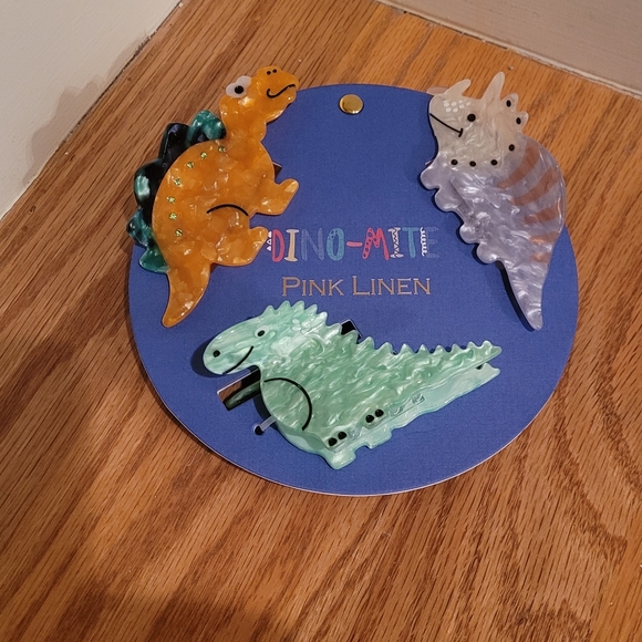 NEW Pink Linen Dinosaur Hair Clips made with Recycled Plastic - Picture 4 of 4
